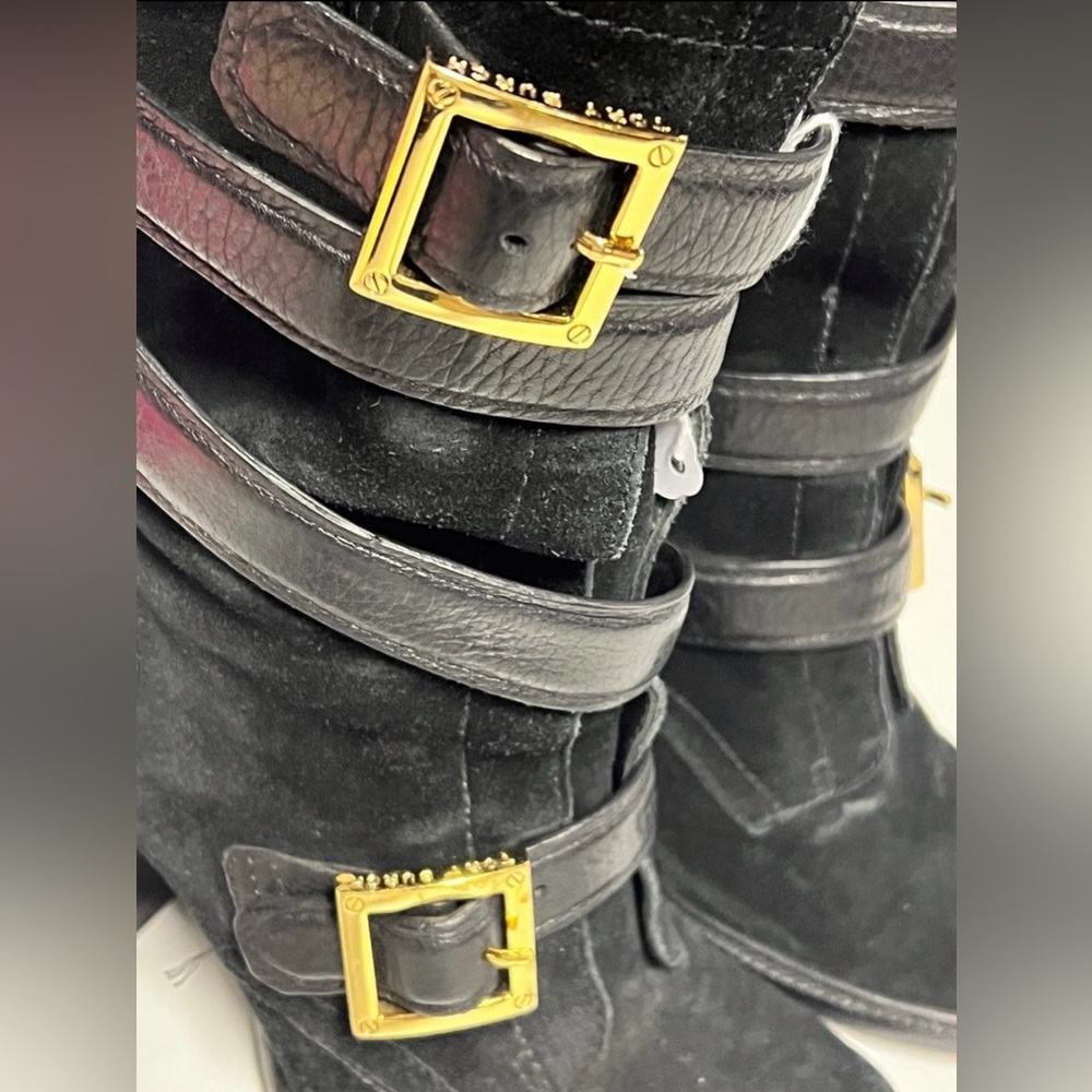 ✨Tory Burch Black Suede Buckle Boots Size 8.5✨ - Picture 3 of 7